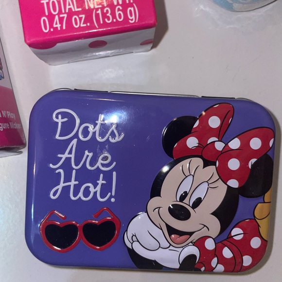 Minnie Mouse gift set 5 items all new Disney’s Minnie Mouse play set - Picture 4 of 6